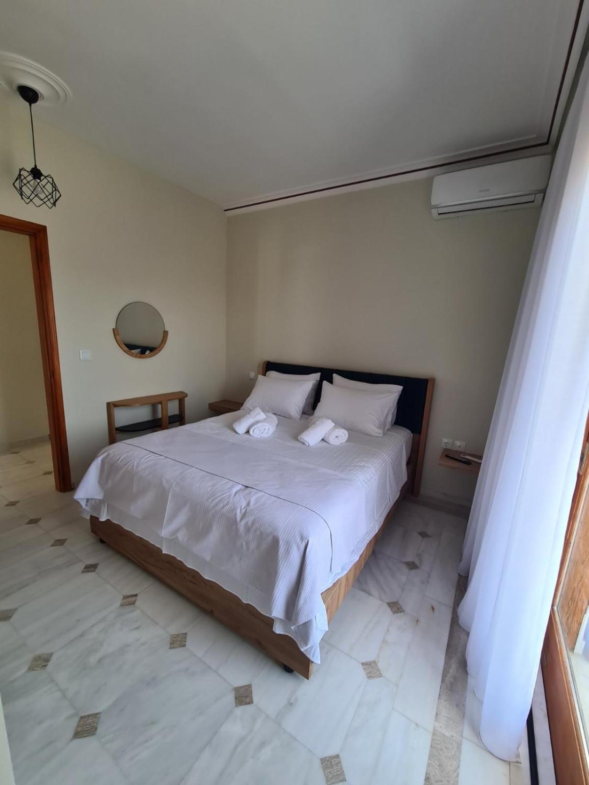 Majestic View Resort นาฟปาคตอส ภายนอก รูปภาพ